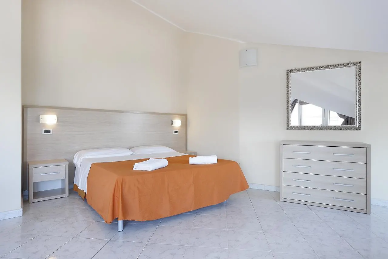 Diano Sporting Apartments Diano Marina Itália